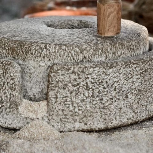 Soba Stone Grinding